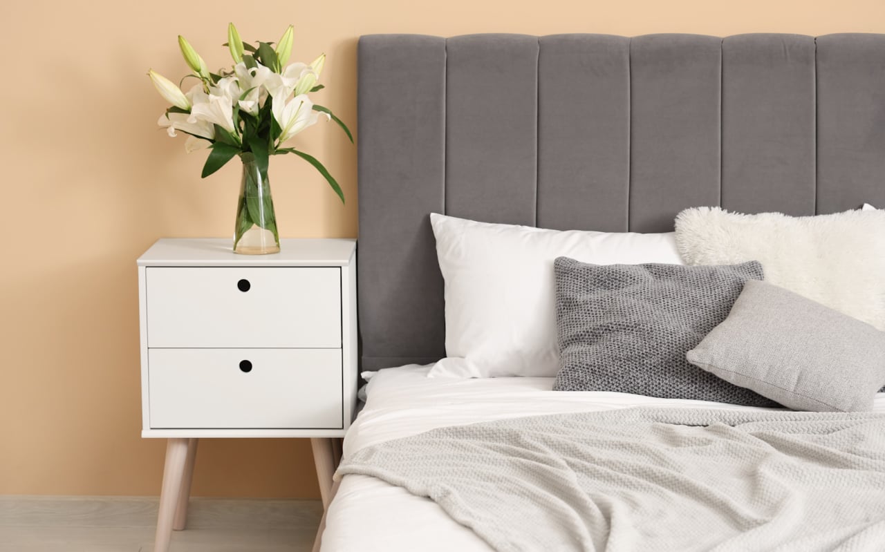 Transpiration, bactéries, acné : pourquoi laver ses draps plus souvent qu’on ne le pense ?