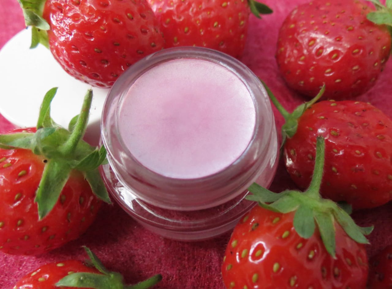 Baume nacré pour les lèvres à la Fraise