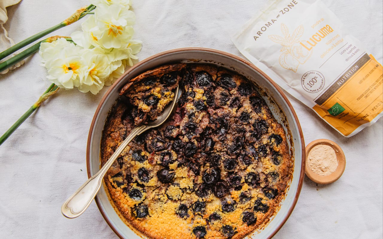 Clafoutis de cerises à la lucuma : un dessert fruité et délicatement caramélisé