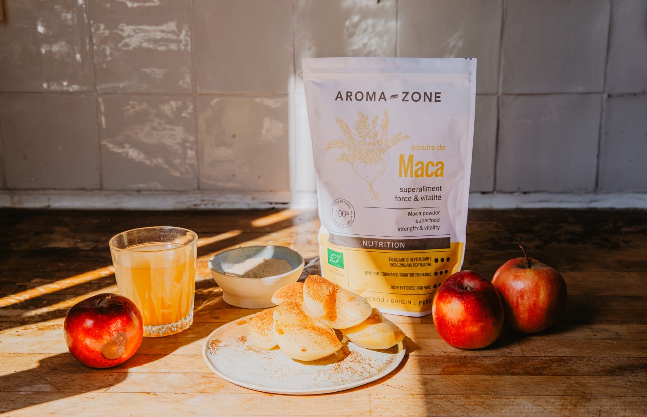 Jus de pommes chaud à la cannelle et maca : boisson réconfortante et énergisante