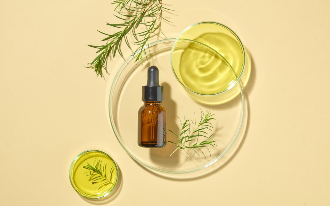 Comment utiliser le tea tree pour éliminer les boutons ?