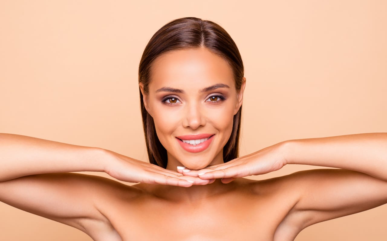 Sunburn contouring : pourquoi cette tendance inquiète les dermatologues