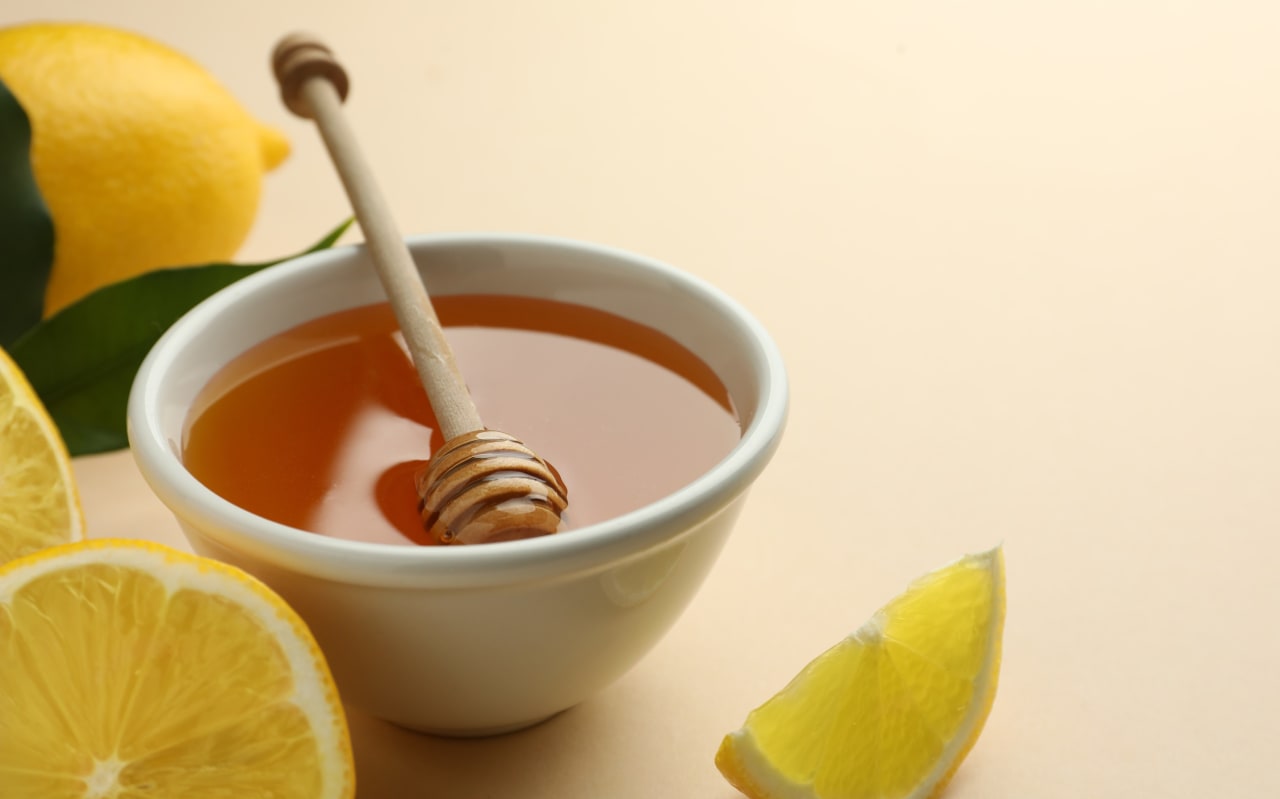 Miel contre le mal de gorge : lesquels privilégier et pourquoi ?