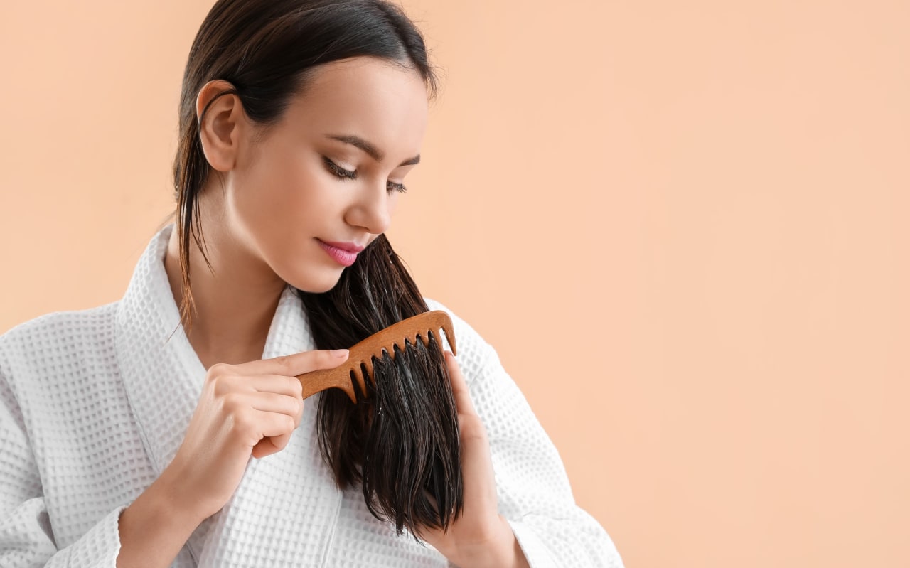 Coloration et cheveux : comment limiter les dégâts ?