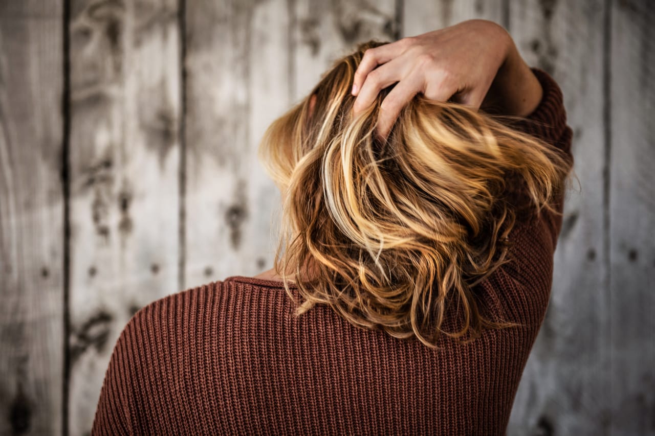 Bicarbonato di sodio: 4 modi per utilizzarlo nella tua haircare routine