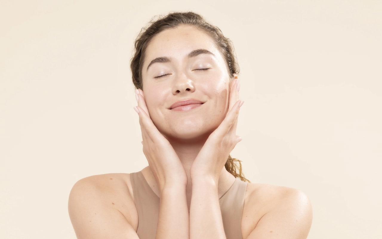 What is the link between a copper intrauterine device (IUDs) and acne?