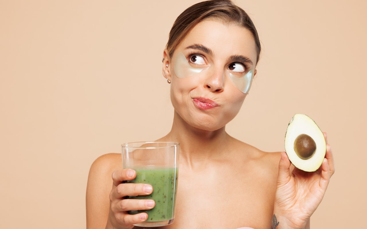 Mange ta skincare : 6 super-aliments anti-âge à glisser (facilement) dans tes recettes