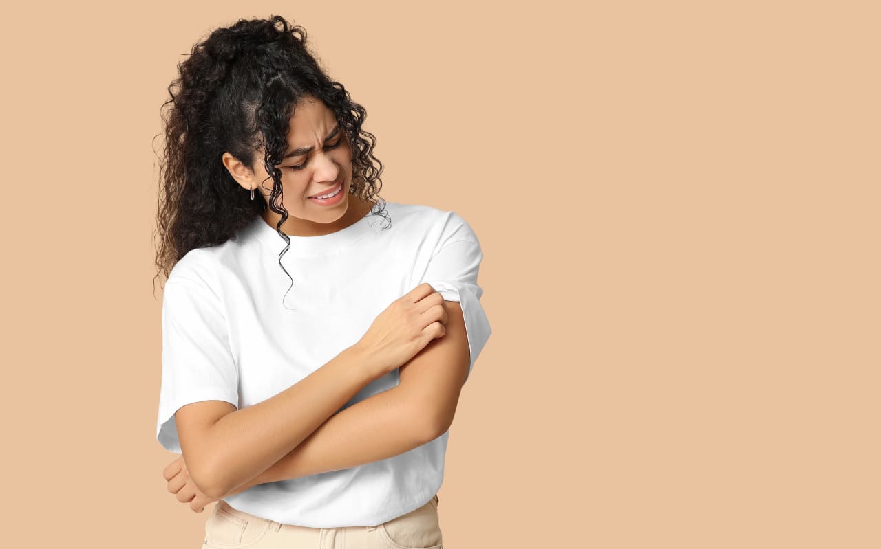 Sudamina (o Miliaria): cos'è, come riconoscerla e come curarla in modo naturale