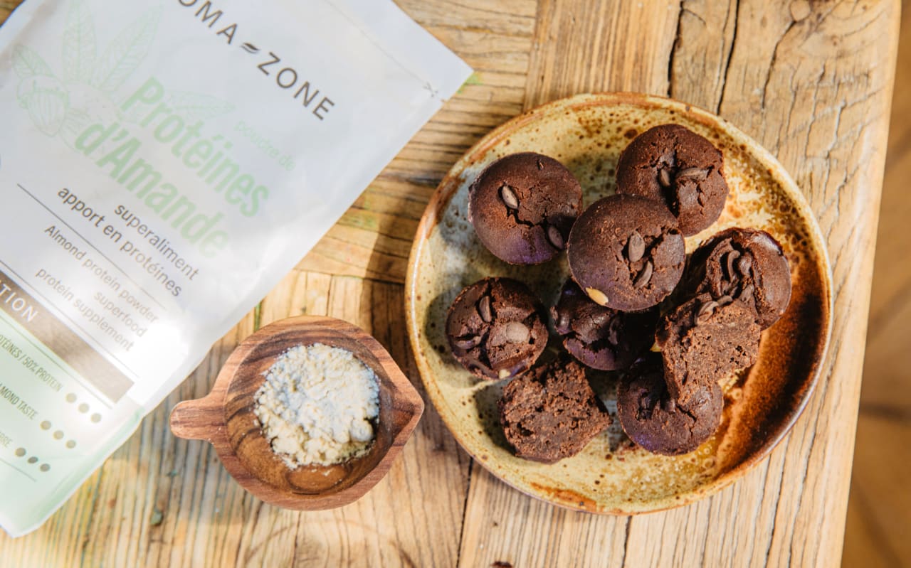 Petits gâteaux chocolat à la protéine d’amande : un dessert moelleux et gourmand