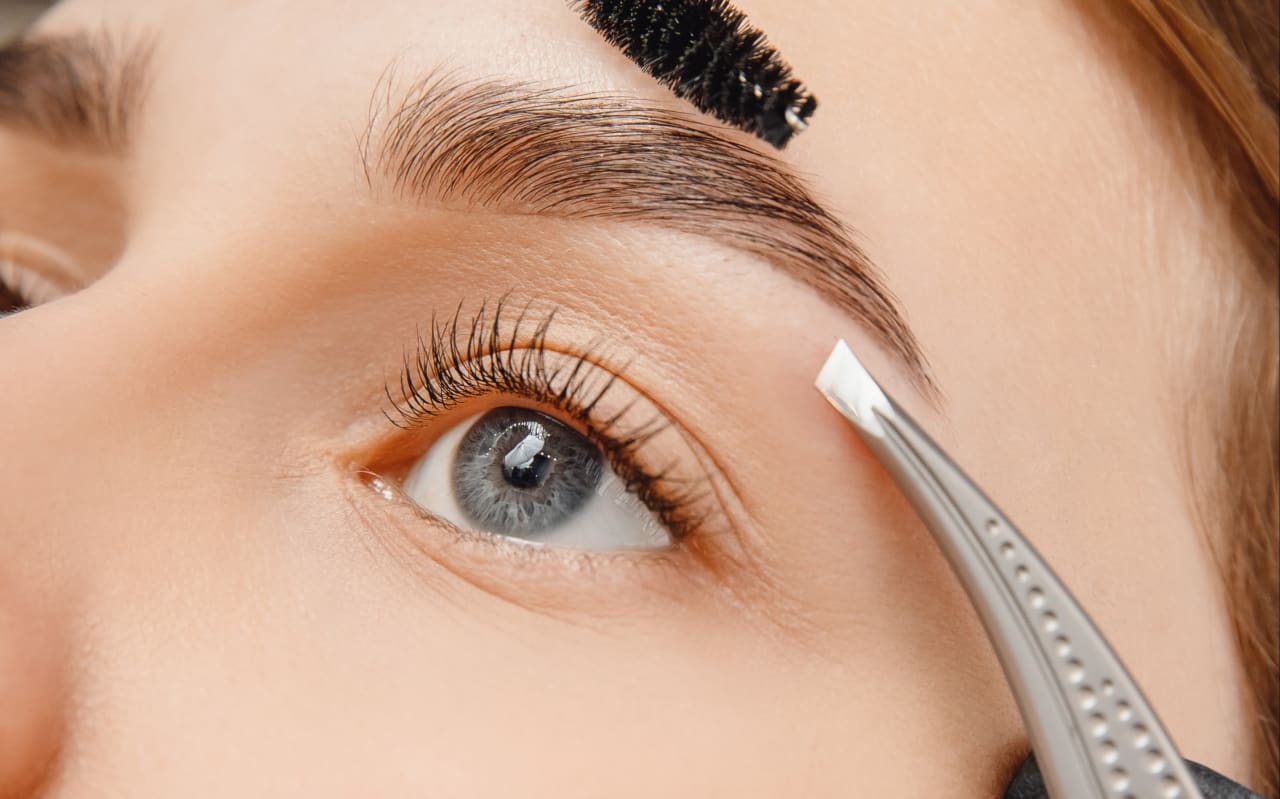 L'épilation du sourcil : que préconiser ?