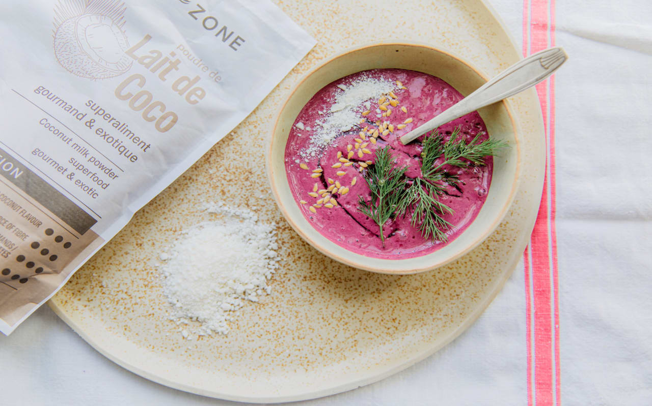 Comment rendre une soupe de betterave encore plus douce avec du lait de coco ?