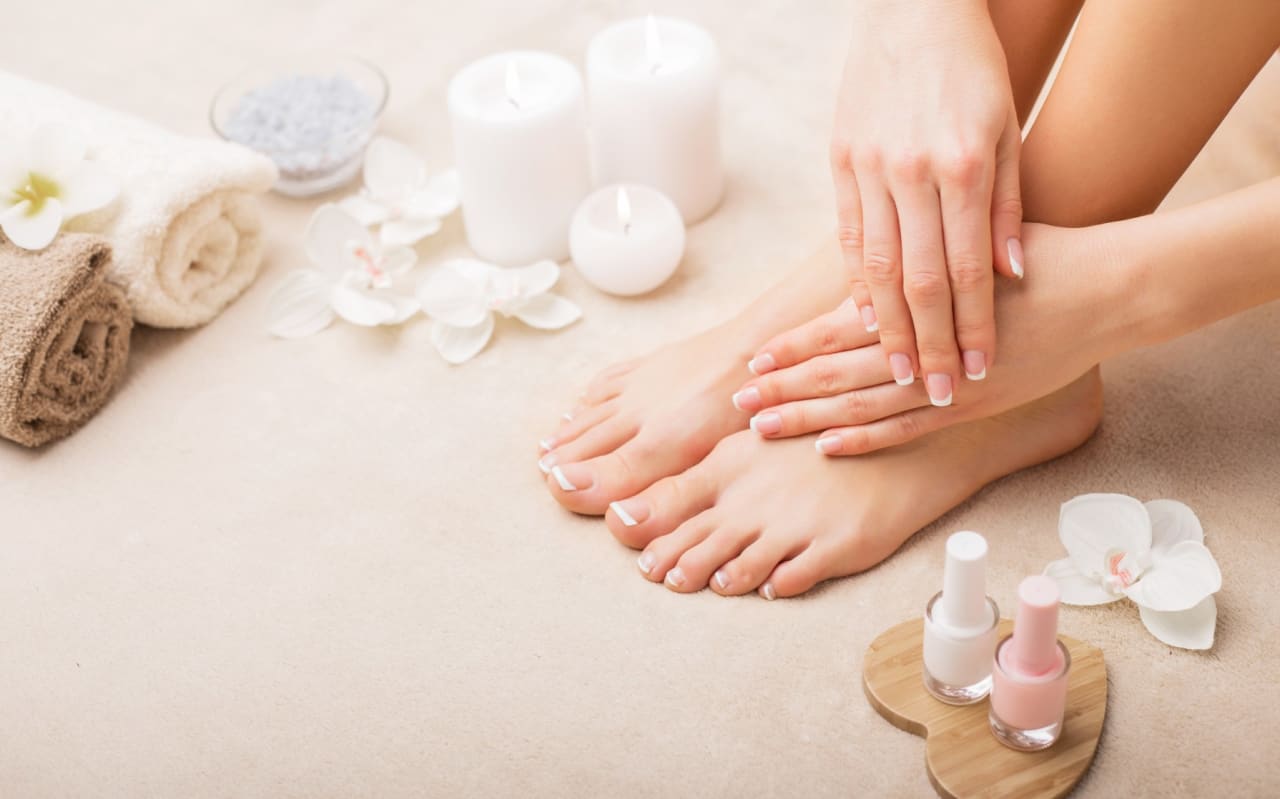 Quelle manucure et pédicure naturelles faire à la maison ?