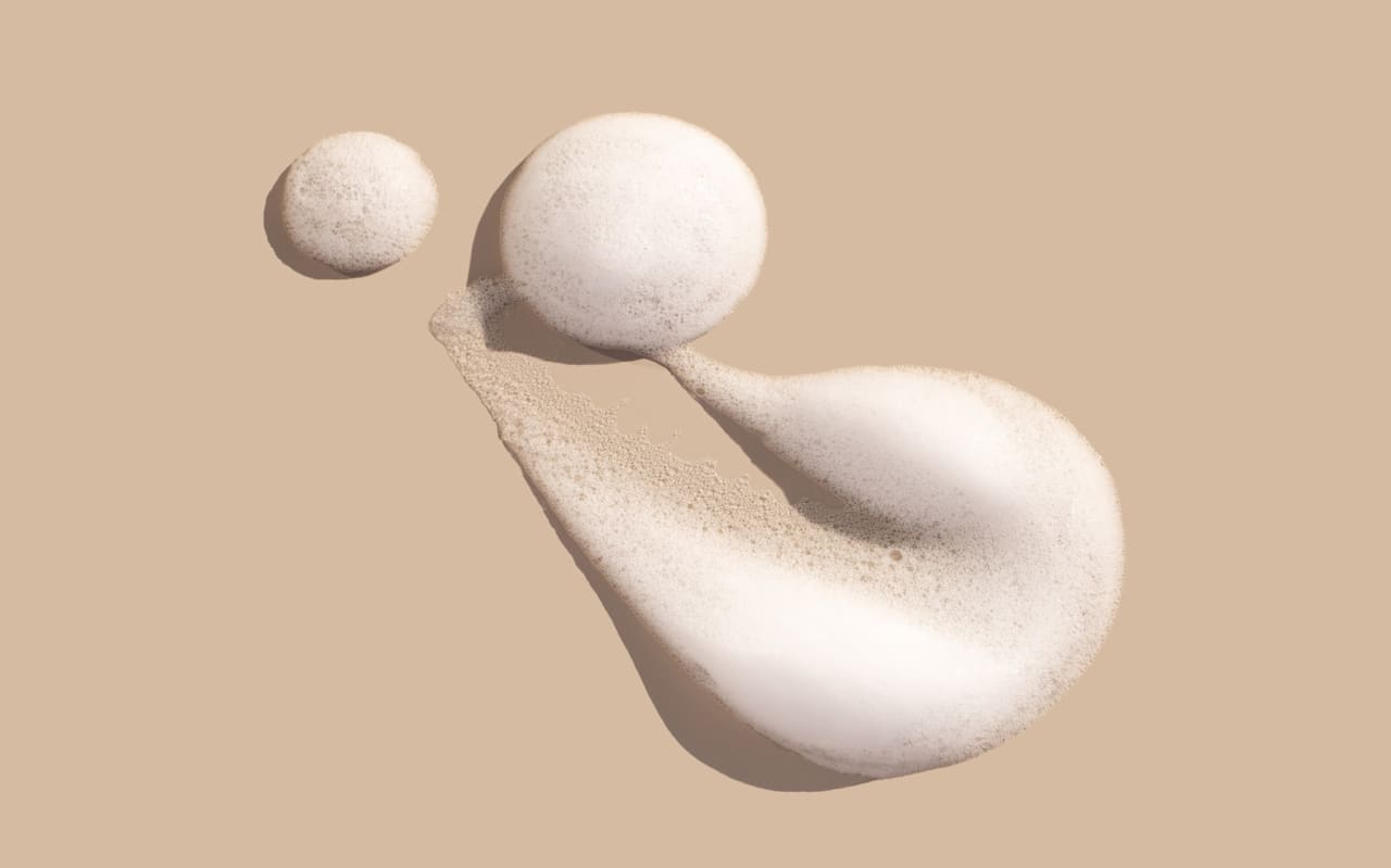 Shampoing à l'Acide Hyaluronique : les effets ?