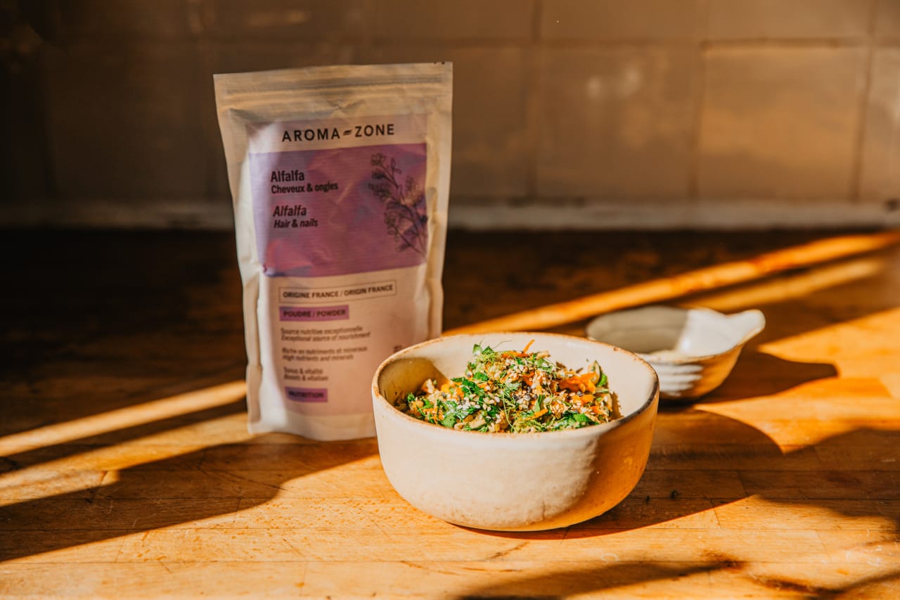 Comment associer carotte, fenouil et alfalfa dans une salade fraîche et croquante ?