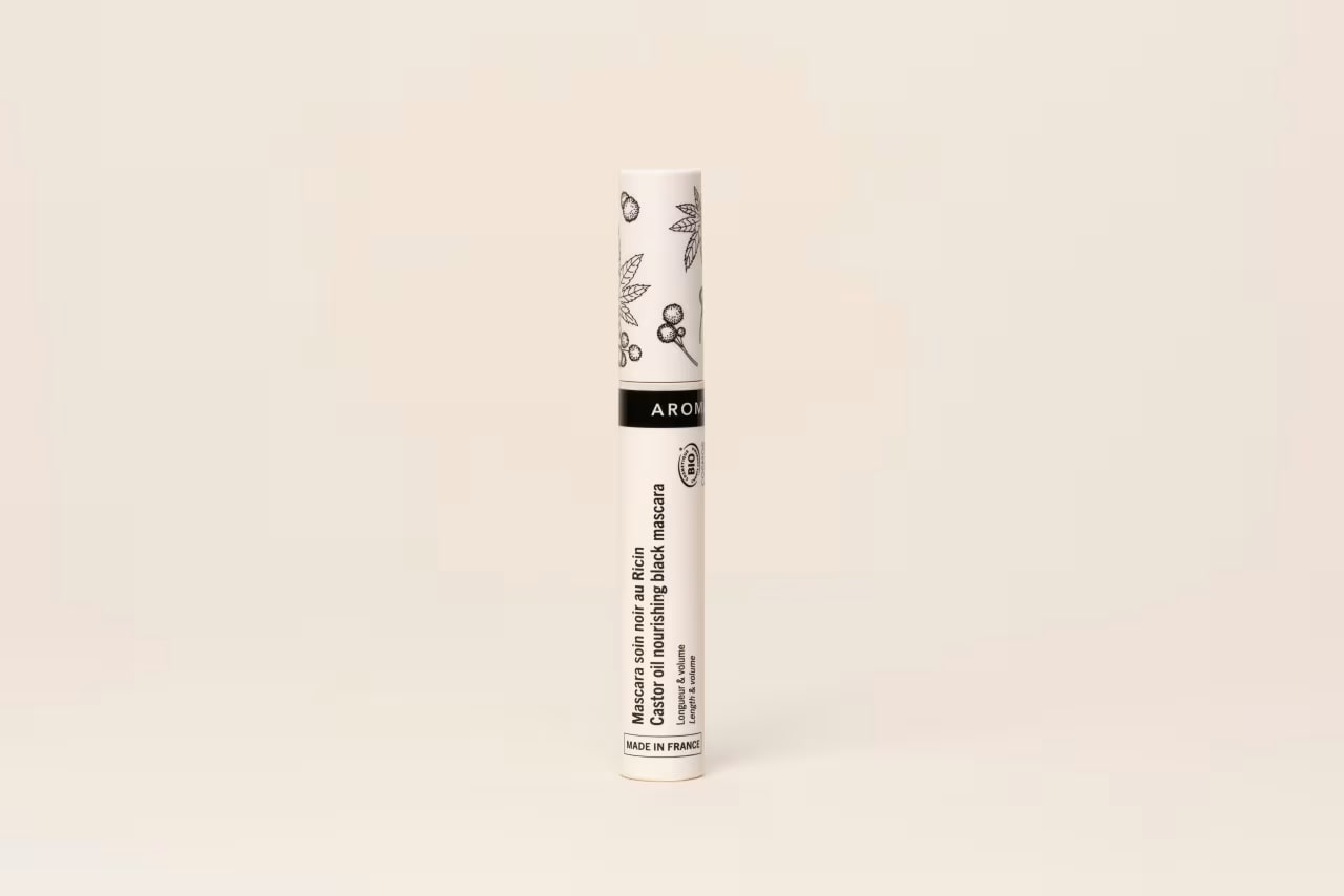 Pousse des cils : comment favoriser leur repousse naturellement ?