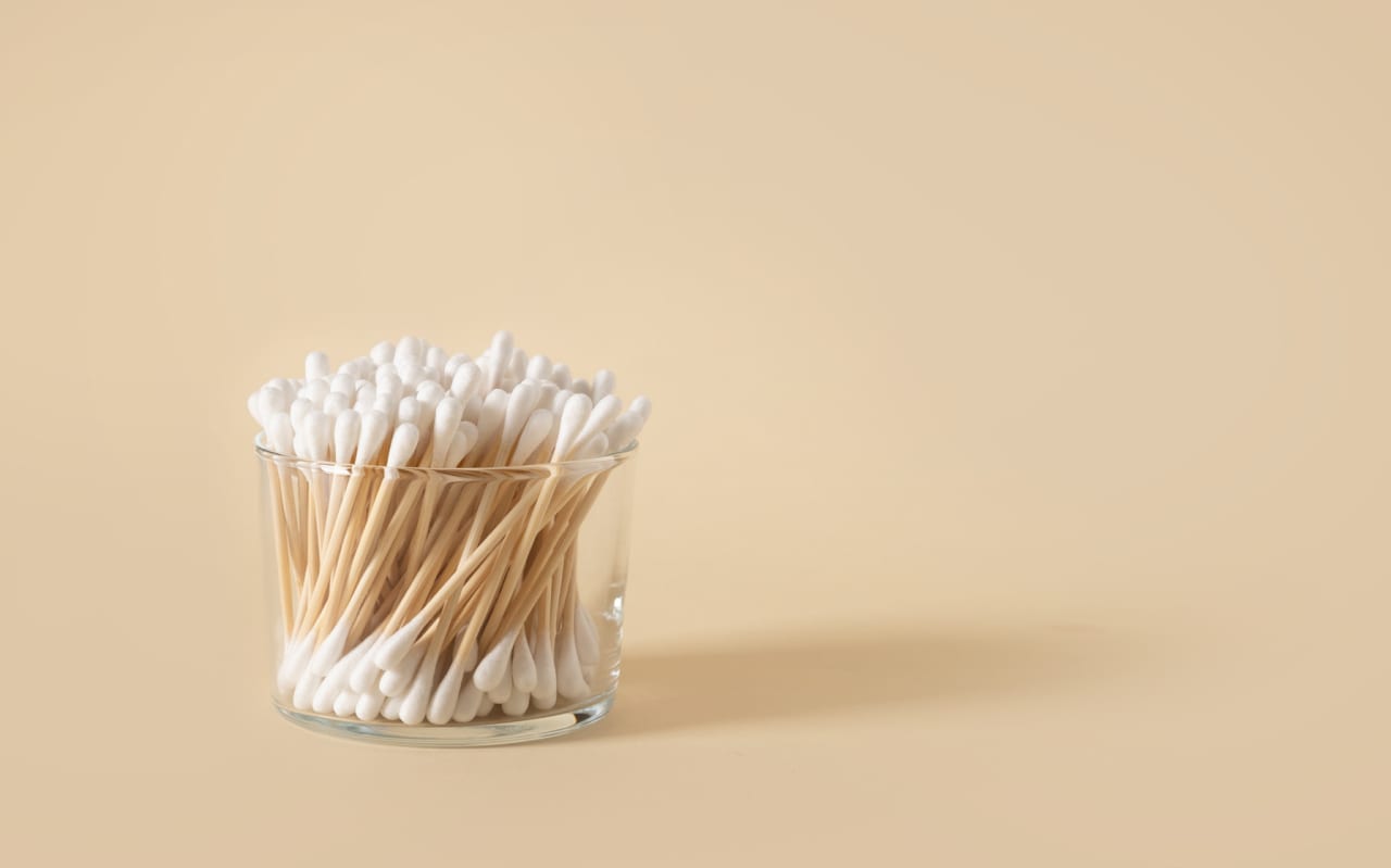 Coton-tige : ce réflexe qui abîme vos oreilles sans que vous le sachiez