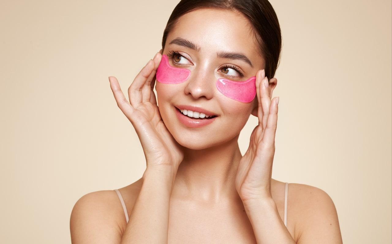 Patchs yeux : sont-ils vraiment efficaces contre les cernes et les signes de fatigue ?