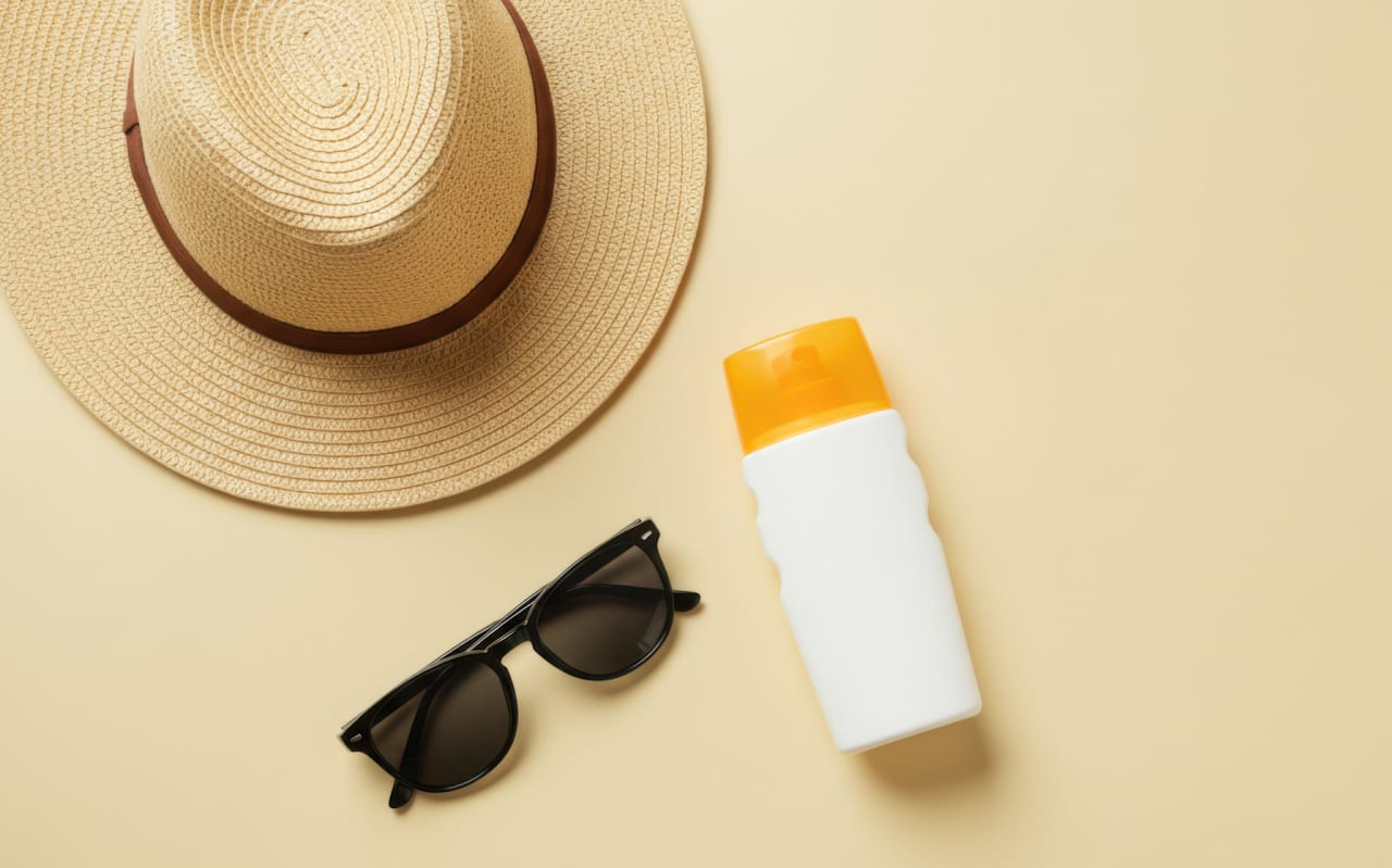 Acne e raggi UV: effetti del sole e rimedi naturali