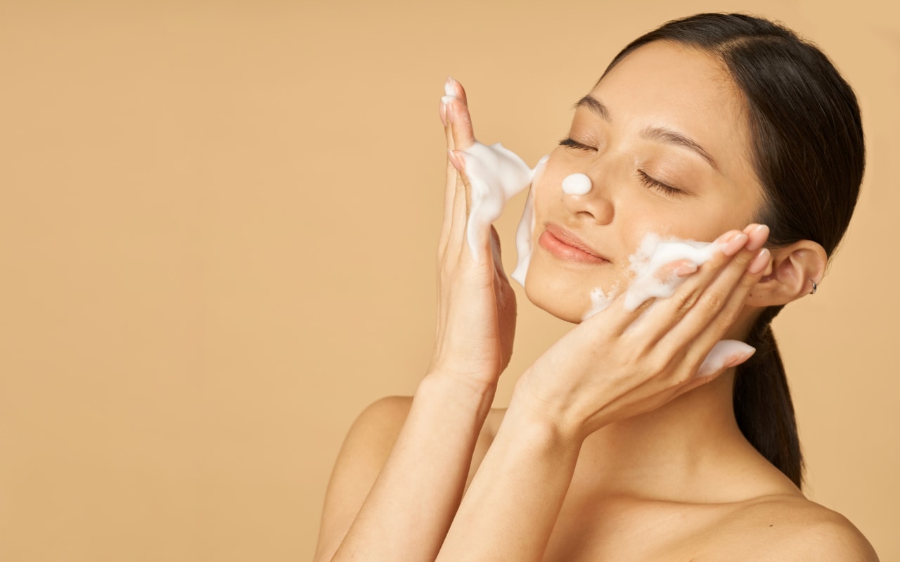 Pourquoi utiliser un gel nettoyant purifiant pour le visage ? 