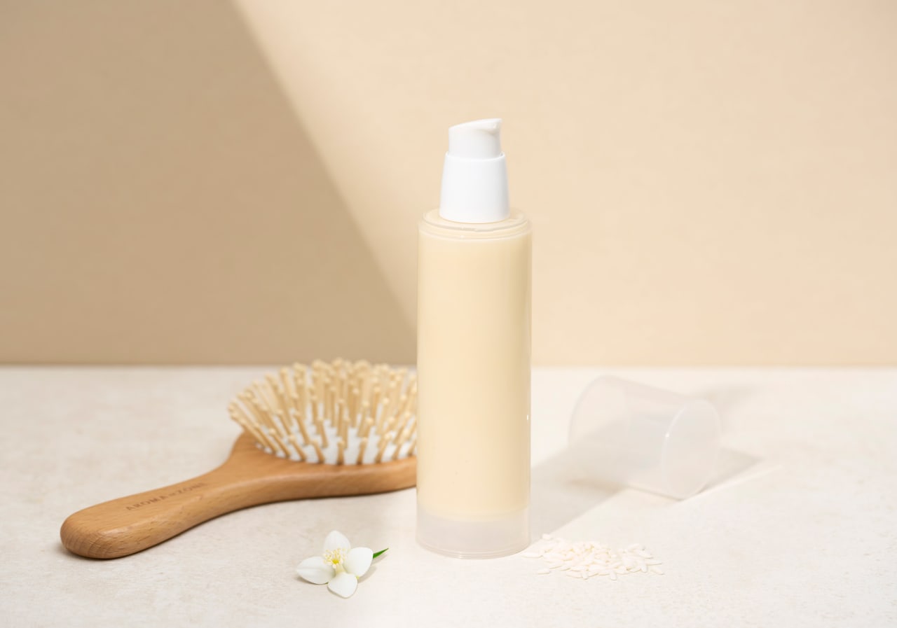 A1118 Creme-Capillaire-sans-Rincage-Hydratante-et-Reparatrice web
