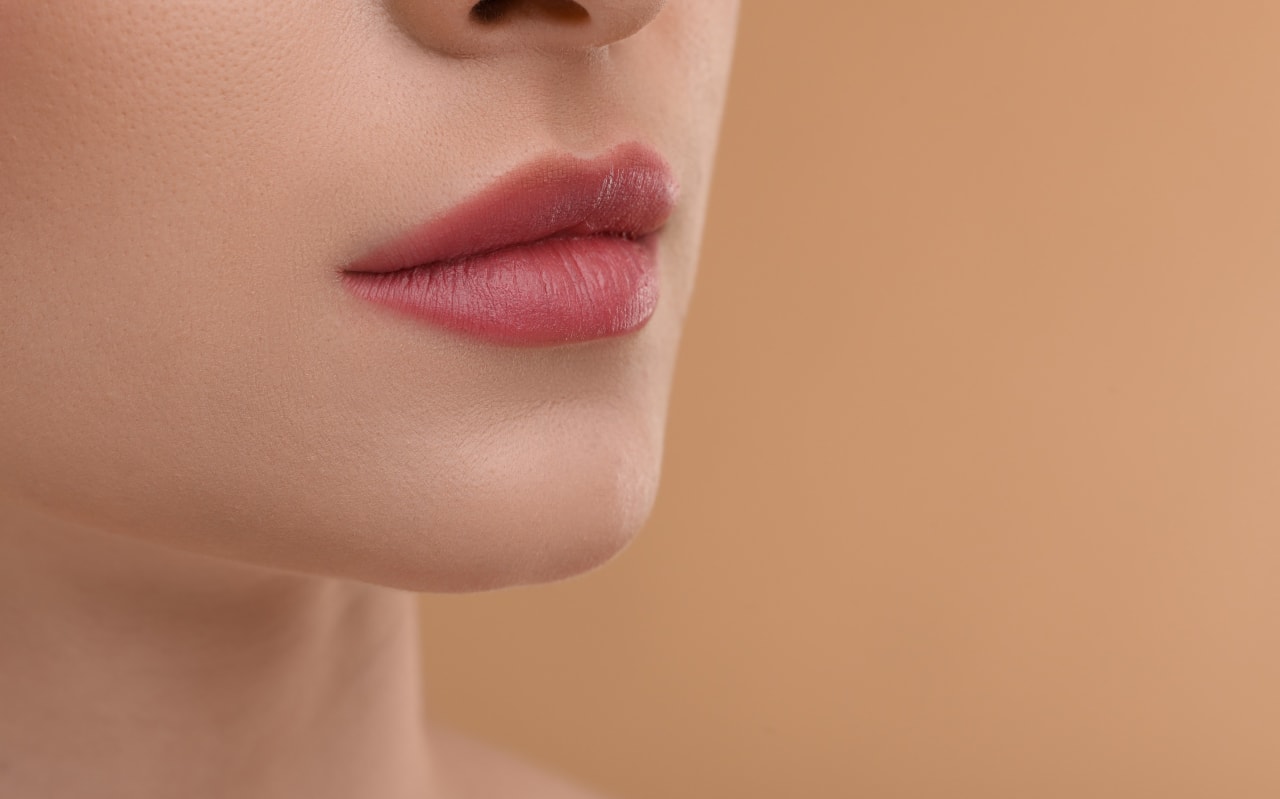 Comment bien s'hydrater les lèvres naturellement ?