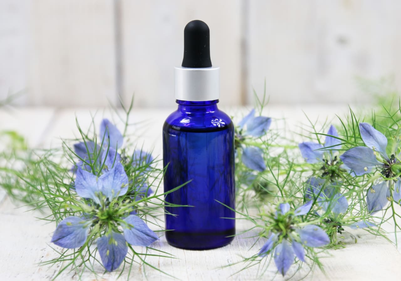 Sérum visage purifiant à la nigelle bleue