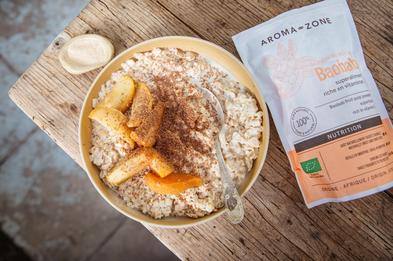 Porridge d’hiver aux Pommes, Cacao cru et Baobab : petit-déjeuner réconfortant, énergisant et éclat de la peau