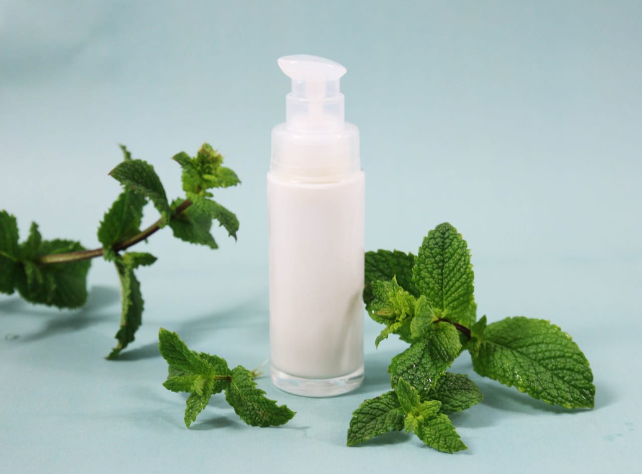 Crème hydratante fraîcheur à la menthe