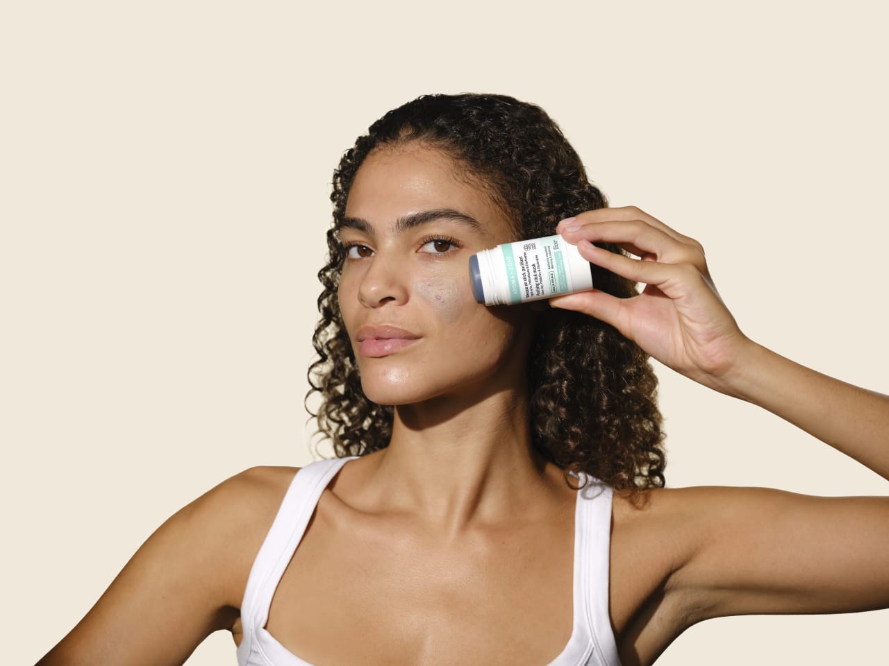 Pourquoi utiliser de l'argile dans ses soins du visage ?