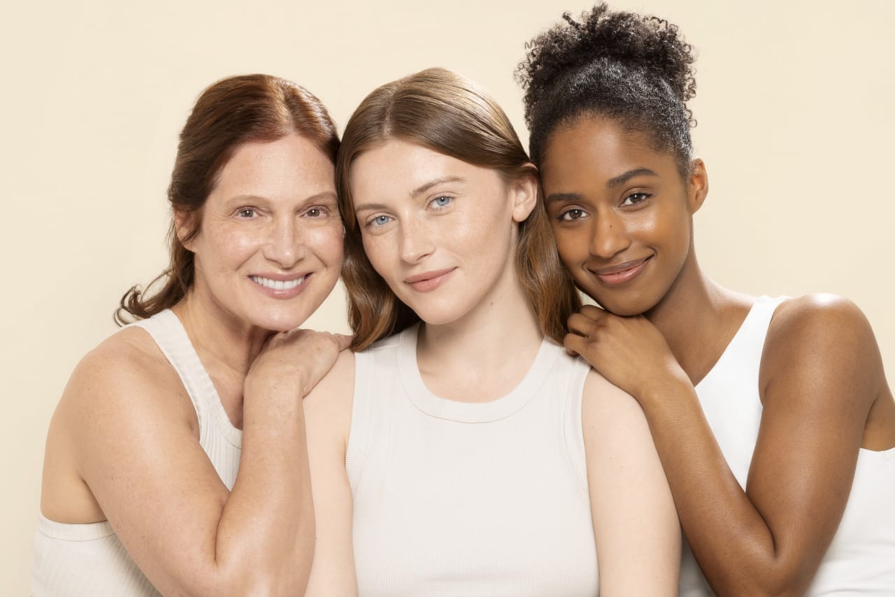 Manger ses cosmétiques ? La tendance ""Mange ta skincare"" intrigue autant qu’elle séduit