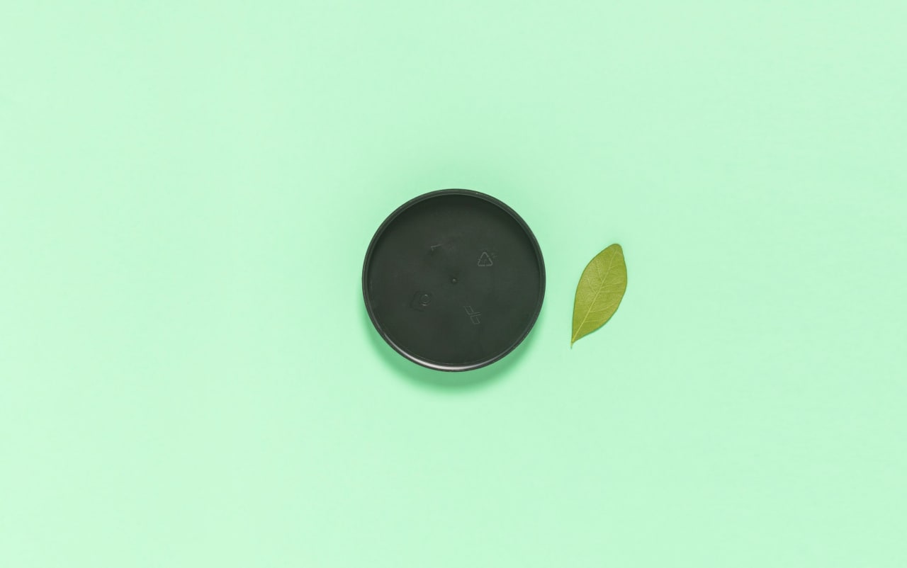 Capsule BASIC noir mat pour pot