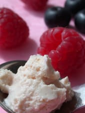 Mousse légère craquante visage Framboise & Cassis