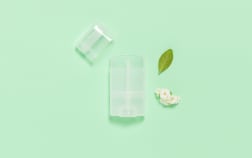 Etui à  stick blanc satiné transparent 50 ml
