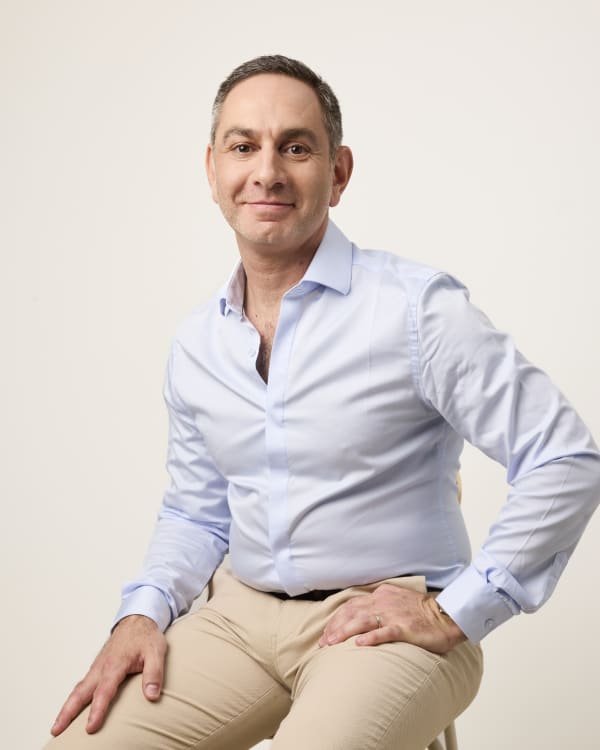 Portrait_Anthony_Touboul