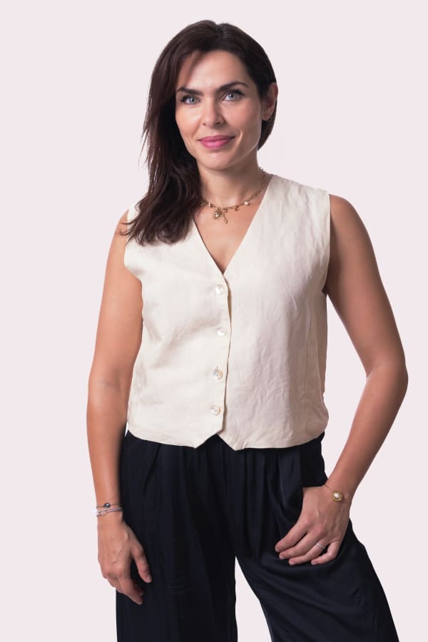 Ritratto_dermatologa_Agathe_Aoun
