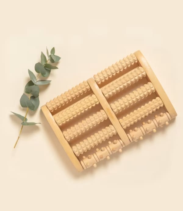 Masseur pieds en bois