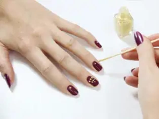 Ongles_Etape3.webp